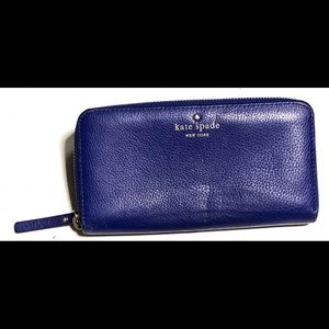 ***SOLD***Kate spade zip-up wallet (single or 2)